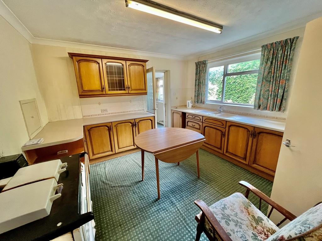 Cross Street (Off Fleet Road), Holbeach 3 bed detached bungalow for