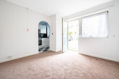1 bedroom flat for sale - Mount Hermon Road, Woking, GU22