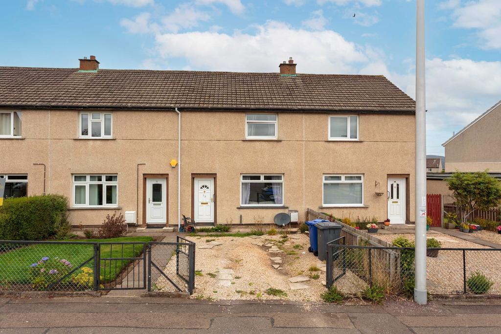 13 Windsor Drive, Penicuik, EH26 2 bed terraced house £160,000