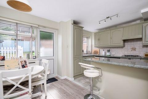 2 bedroom end of terrace house for sale, Tyron Way, Sidcup, DA14 6AZ