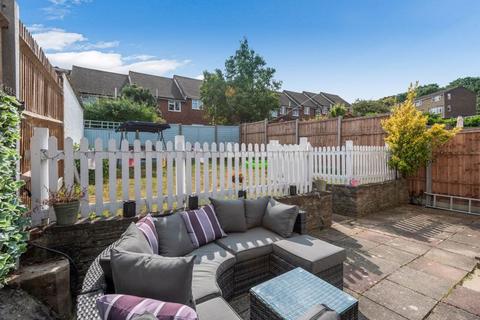 36 Tyron Way, Sidcup, DA14 6AZ