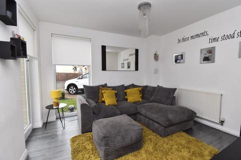 26 Curlers Loan, Kilsyth, Glasgow, G65 0AX