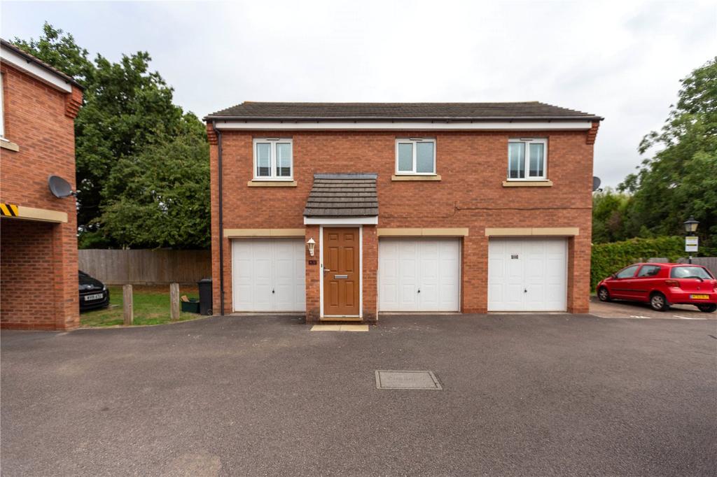 New Charlton Way, Cribbs Causeway... 2 bed apartment £1,100 pcm (£254 pw)
