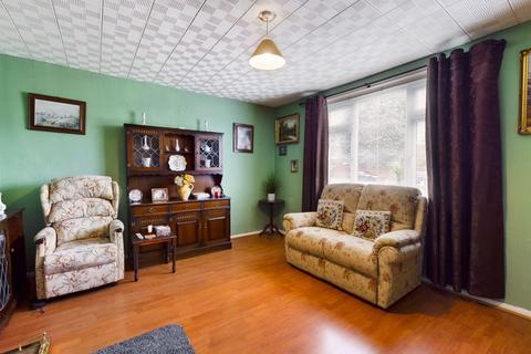 84 Daiglen Drive, South Ockendon, RM15 5RP