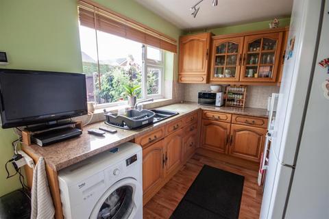 82 Bond Way, Hednesford, Cannock, WS12 4SN