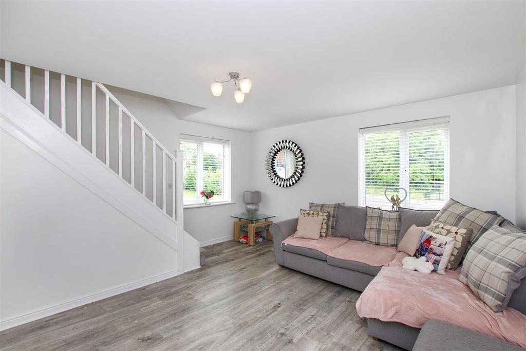 Shinwell Drive, Peterlee, County Durham 3 bed semidetached house £