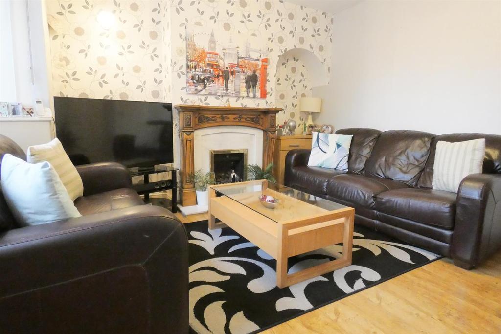 Monsal Road, Great Barr, Birmingham 3 bed semidetached house for sale