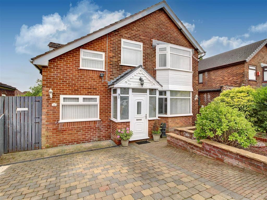 Broomfield Crescent, Middleton... 4 bed detached house £295,000