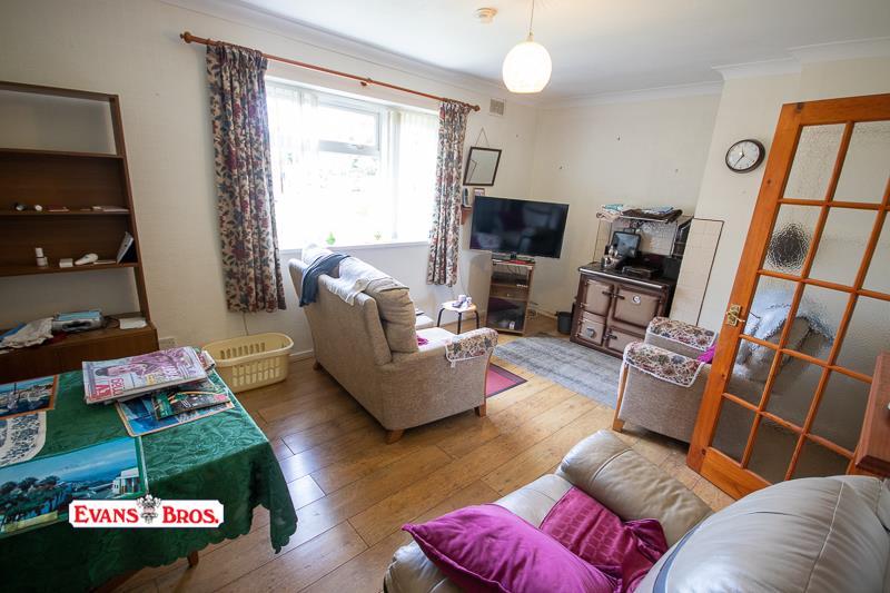 Lon Ddewi, Meidrim, Carmarthen 3 bed house £160,250