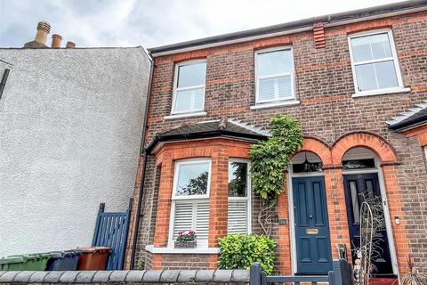 2b Falconer Road, Bushey, WD23 3AD