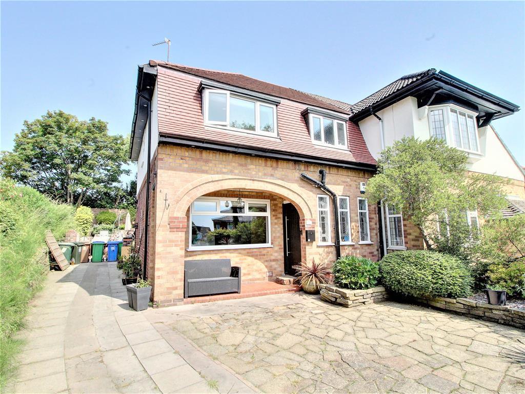Rochdale Road, Middleton, Manchester, M24 2QJ 3 bed semidetached house