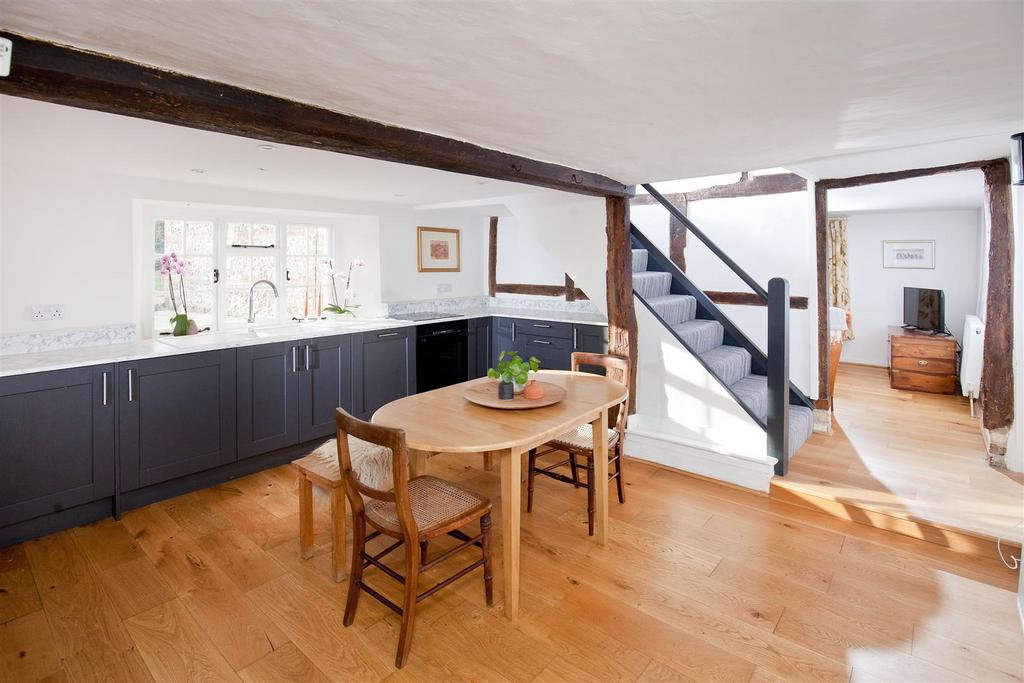 Kitchen.jpg