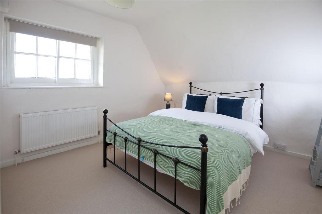 Bedroom.jpg