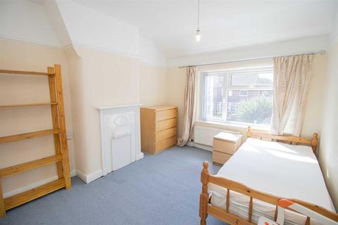 9 Bryan Road, Manchester, M21 0RH