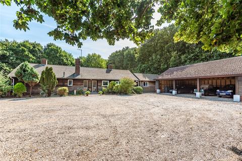4 bedroom bungalow for sale - Priory Road, Snape, Saxmundham, Suffolk, IP17