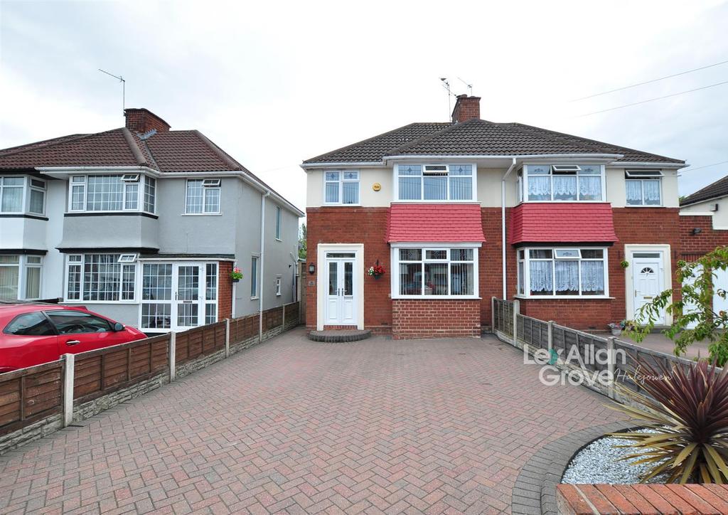 Boundary Avenue, Rowley Regis 3 bed semidetached house £260,000