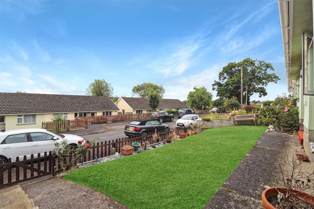 Barfield Close, Dolton, Winkleigh, Devon, EX19 2 bed bungalow for sale