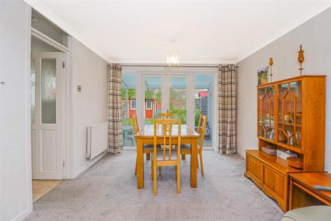 4 bedroom end of terrace house for sale - Lampits, Hoddesdon