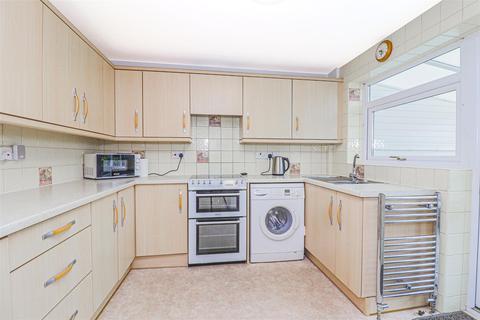 4 bedroom end of terrace house for sale - Lampits, Hoddesdon