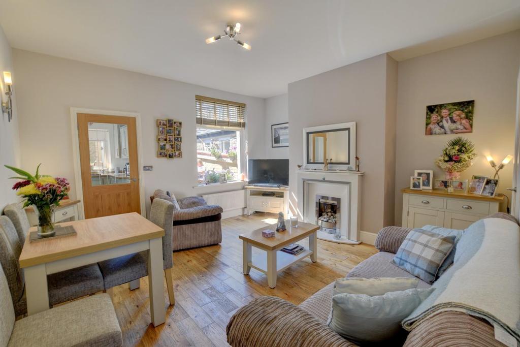 Gordon Street, Colne 3 bed terraced house £150,000