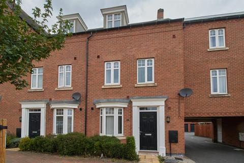 4 bedroom townhouse for sale - Olympic Way, Hinckley