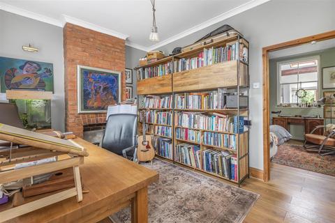25 Crosslands, Tonedale, Wellington, TA21 0AS