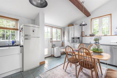 25 Crosslands, Tonedale, Wellington, TA21 0AS