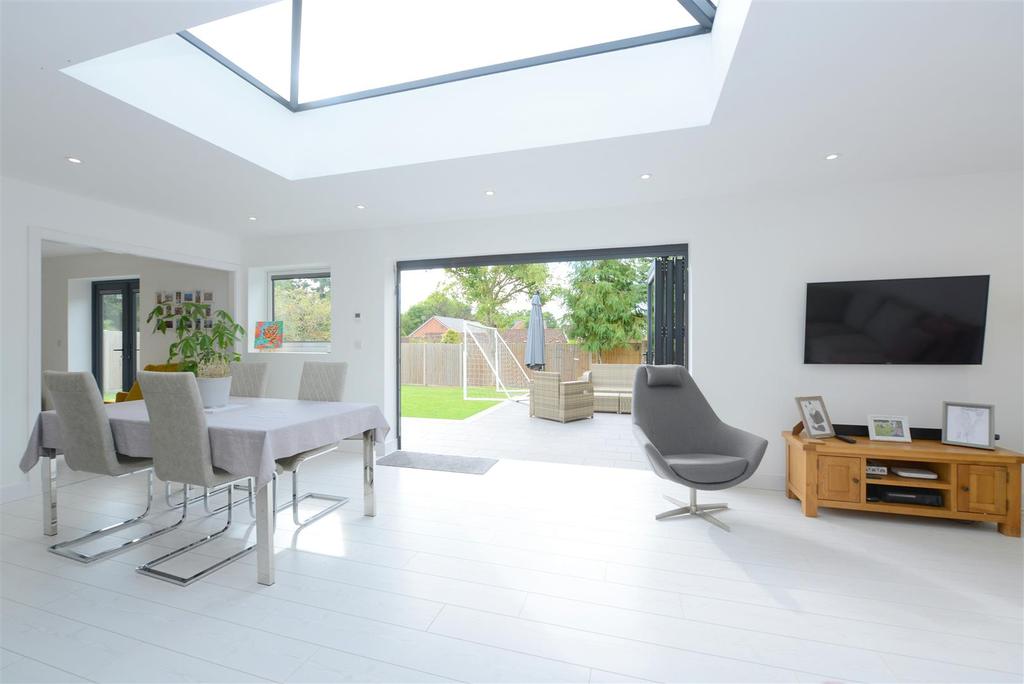 Harley Road, Condover, Shrewsbury 3 bed detached house £450,000
