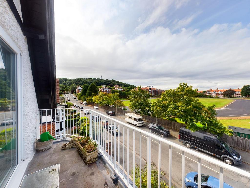 Holbeck Road, Scarborough 2 bed apartment for sale £150,000