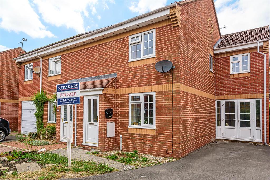 Foxley Fields, Urchfont 3 bed semidetached house for sale £275,000