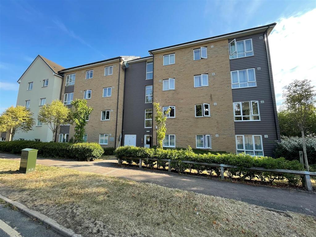 Bunkers Crescent, Bletchley, Milton Keynes 2 bed apartment £1,100 pcm