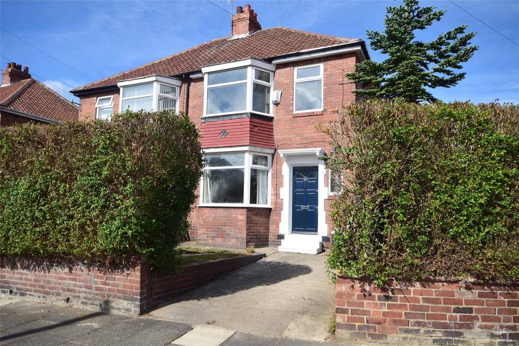 Clovelly Avenue, Grainger Park, Newcastle Upon Tyne, NE4 3 bed semi