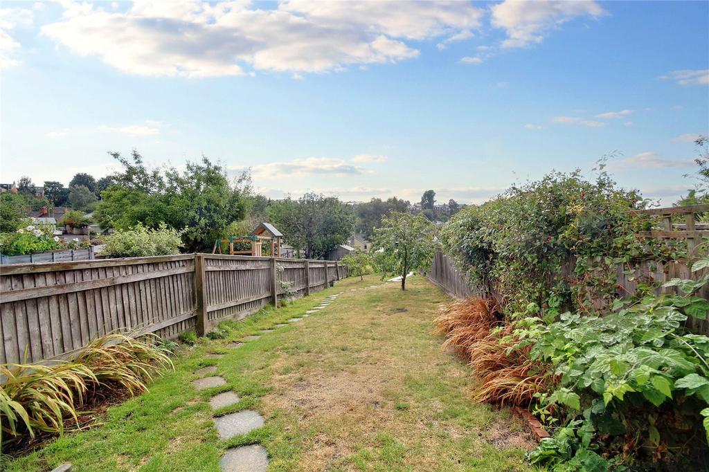 Clifton Street, Old Town, Swindon, SN1 2 bed terraced house for sale