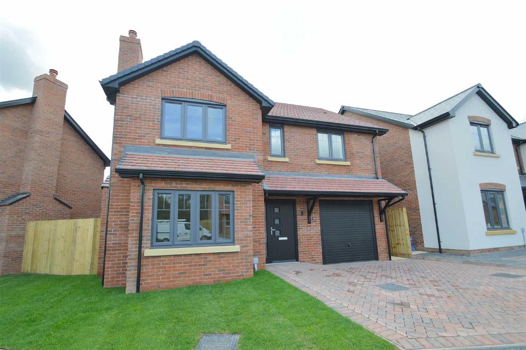 Station Road, Baschurch, Shrewsbury 4 bed detached house for sale £