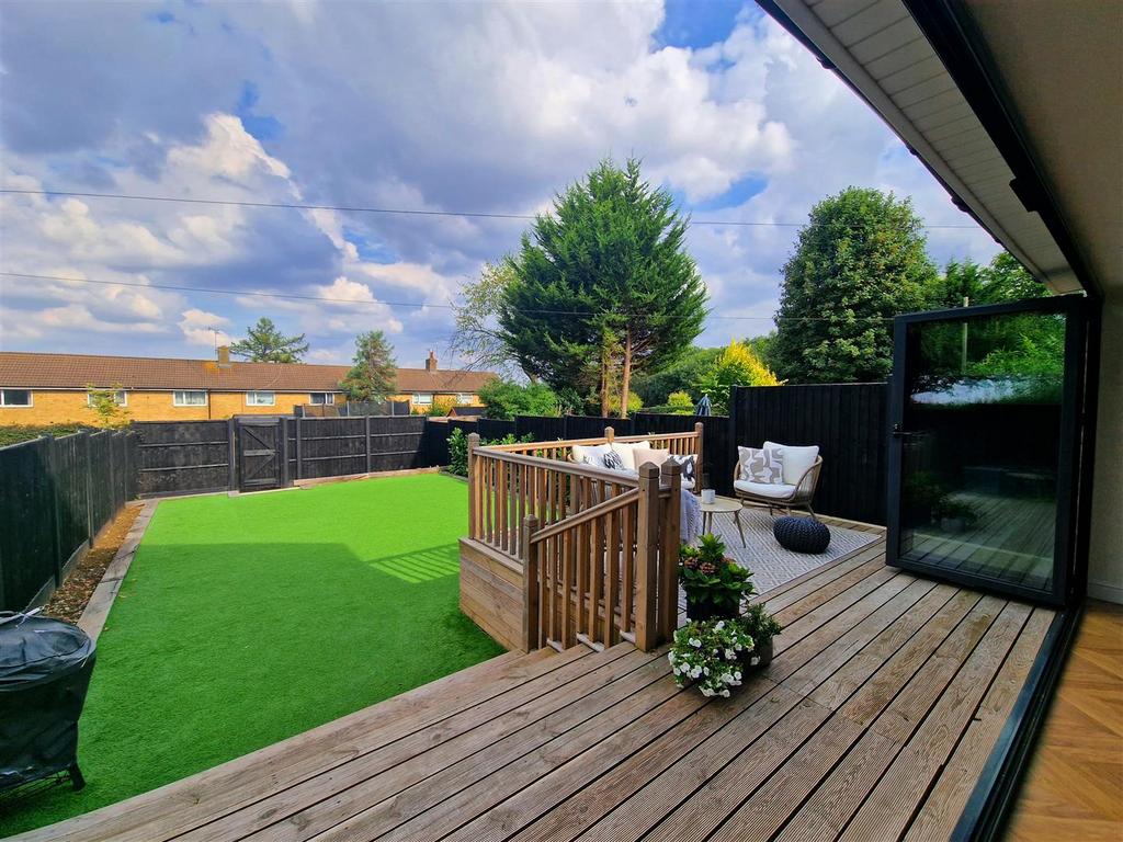 Garden 2.jpg
