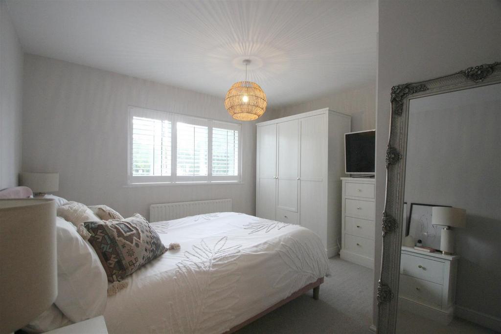 Master bedroom.jpg