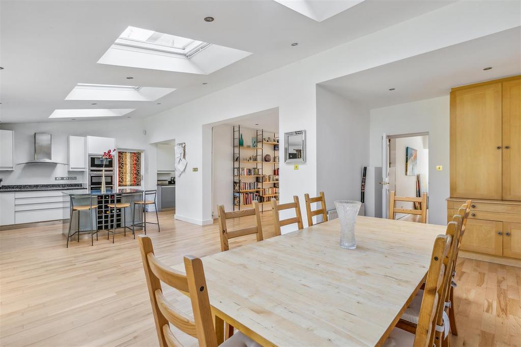 Staveley Road, London, W4 5 bed detached house £2,250,000