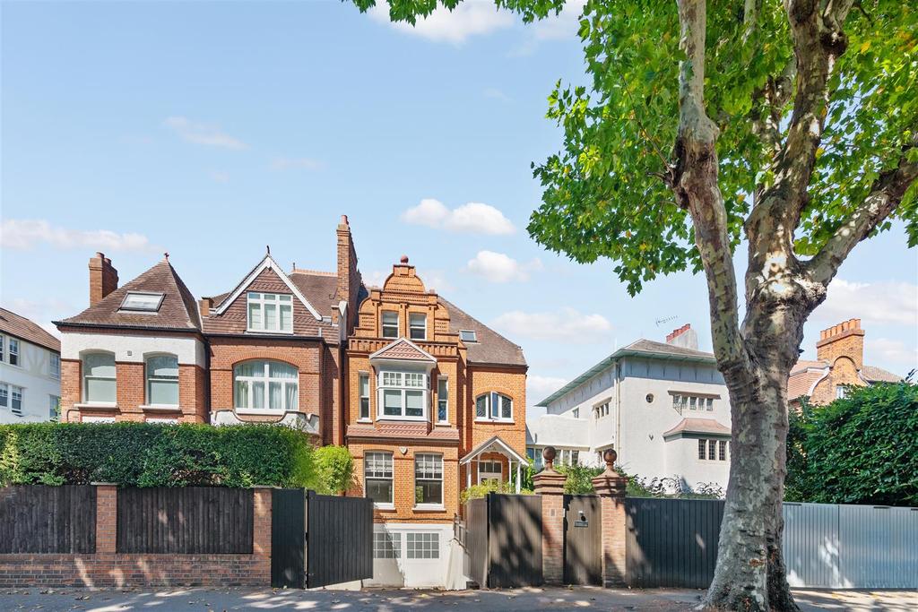 South Parade, London, W4 6 bed semidetached house for sale £3,000,000