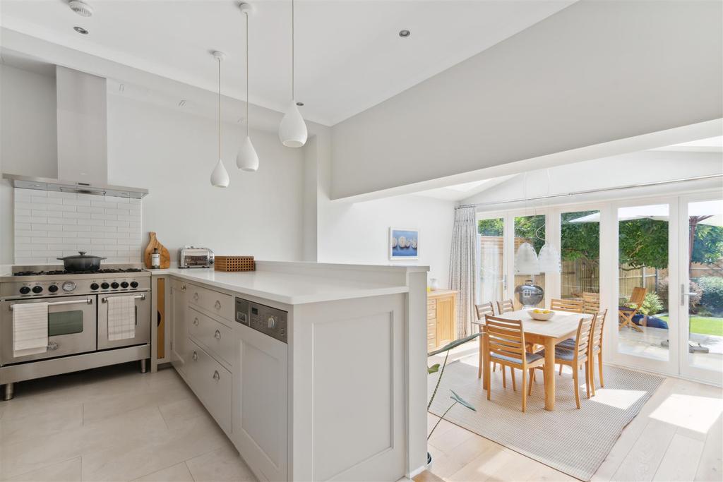 Fielding Road, London, W4 3 bed terraced house £1,395,000