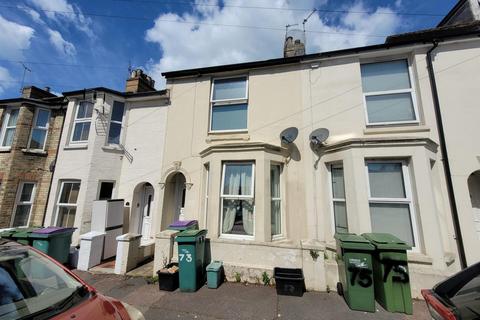 73 Walton Road, Folkestone, CT19 5QS