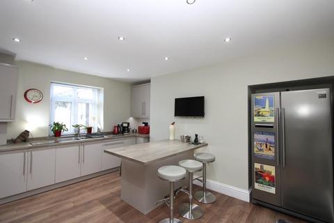 1 Bath Terrace, Seaham, SR7 7EZ