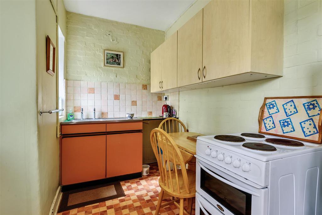 Loders, Bridport 2 bed terraced house £385,000