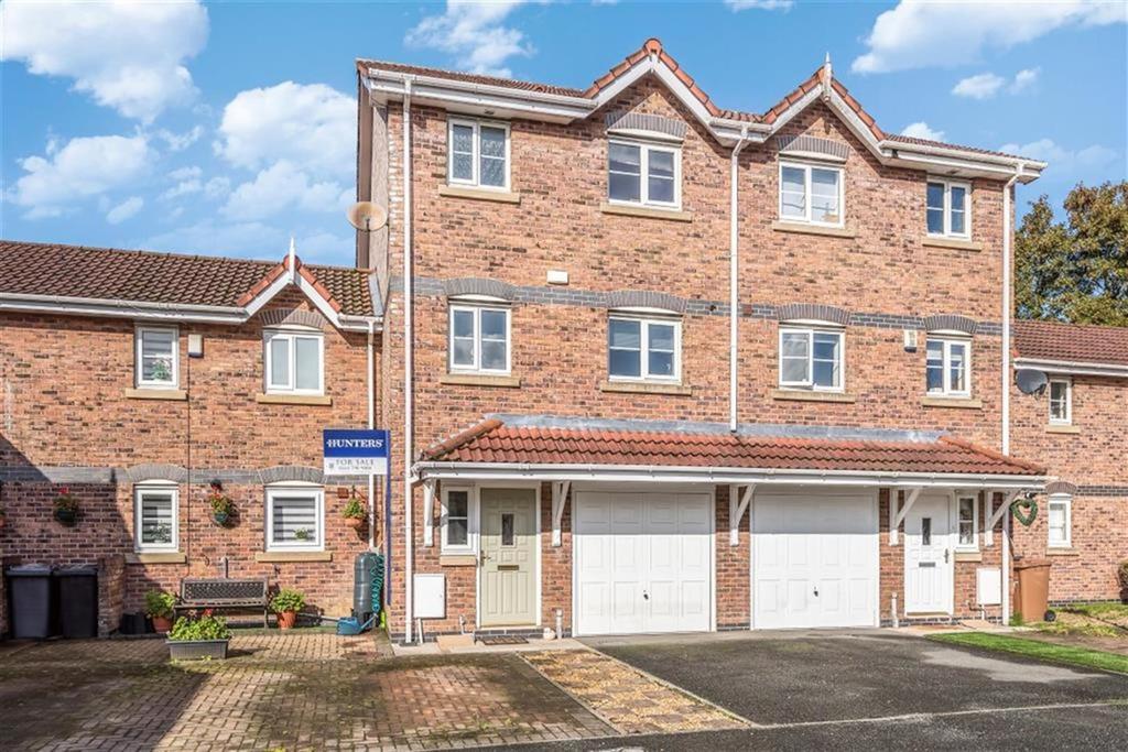 Ridgegreen, Worsley, Manchester, M28 1GL 4 bed townhouse £1,200 pcm