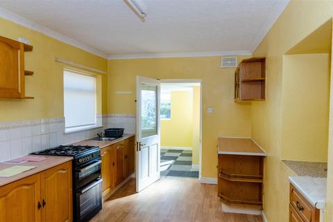 17 Owthorne Walk, Withernsea, HU19 2AZ
