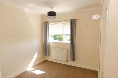 17 Owthorne Walk, Withernsea, HU19 2AZ
