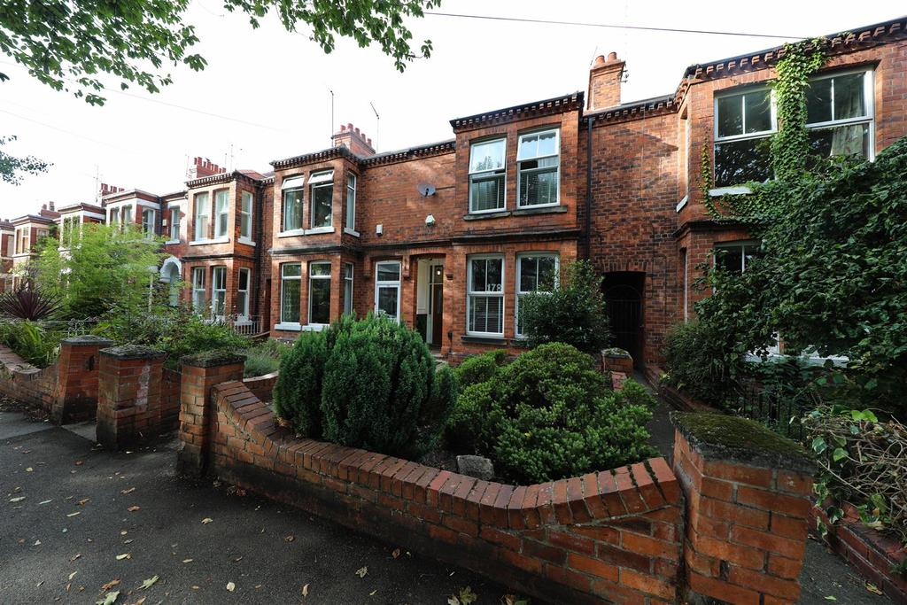 Victoria Avenue, Hull 4 bed terraced house £340,000