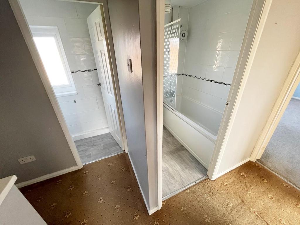 BATHROOM &amp; WC