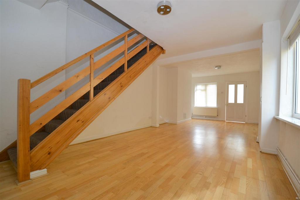 Poolbrook Road, Malvern 2 bed semidetached house £237,000