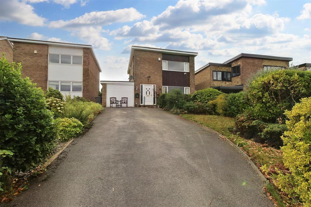 Limes Close, Staincross, Barnsley, S75 6JS 3 bed detached house for