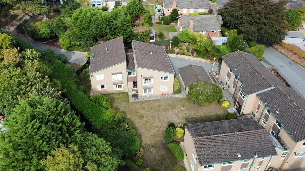 School Hill, Heswall, Wirral 2 bed apartment for sale £180,000